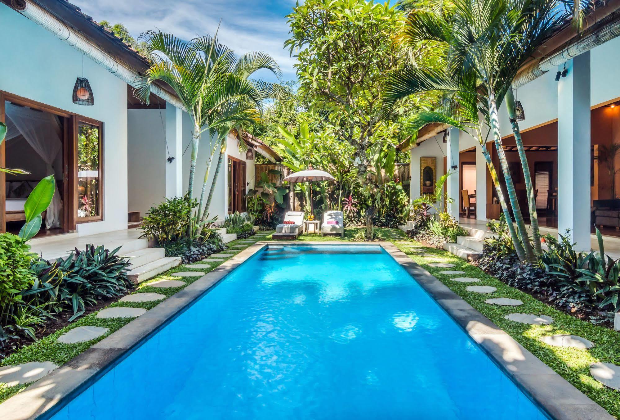 Villa Bisi Seminyak Exterior foto